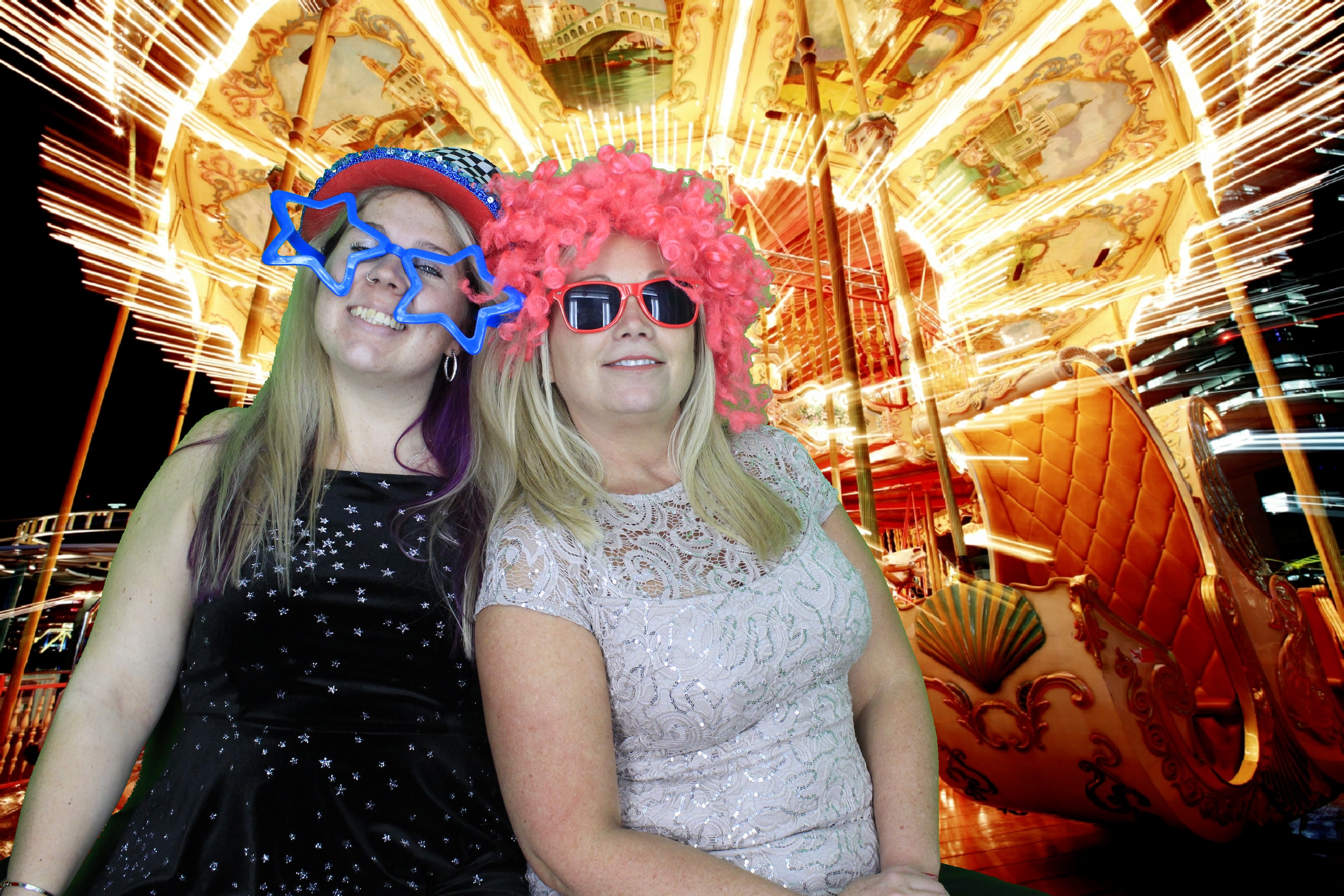 Vestey Party | View more photos from the event at gallery.myphotoboothexperience.co.uk/u/MyPhotoBoothExperienceLtd/Vestey-Party